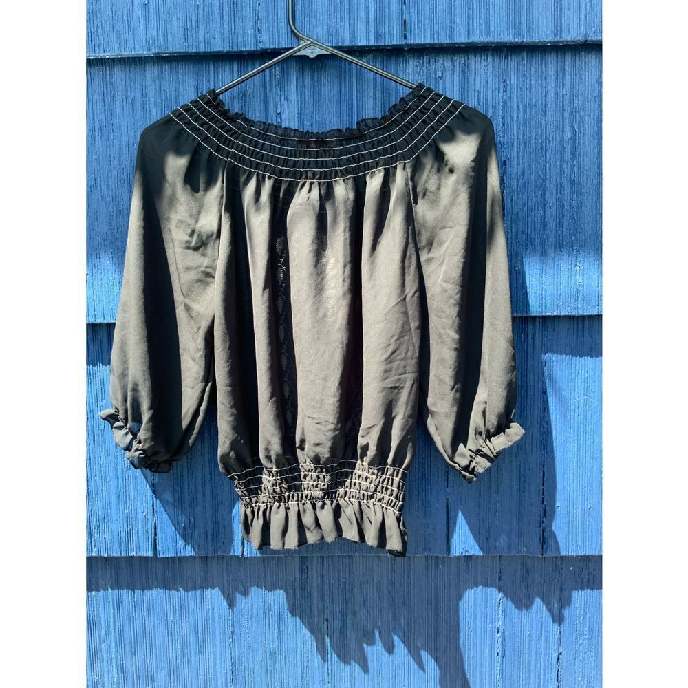 Unique Spectrum Blouse - Picture 2 of 2